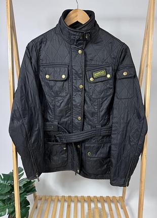 Жіноча стьогана куртка з поясом barbour international quilted оригінал стьоганка вітровка oldmoney мікропуховик