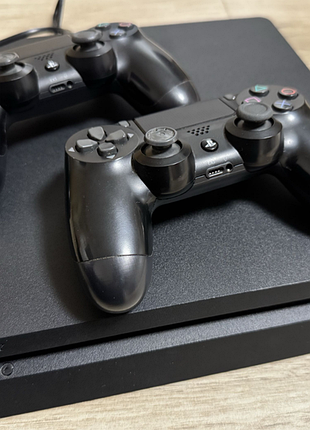 Ігрова приставка sony playstation 4