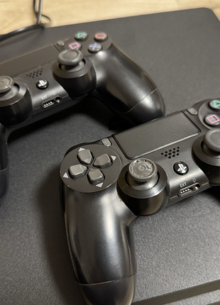 Ігрова приставка sony playstation 4 2