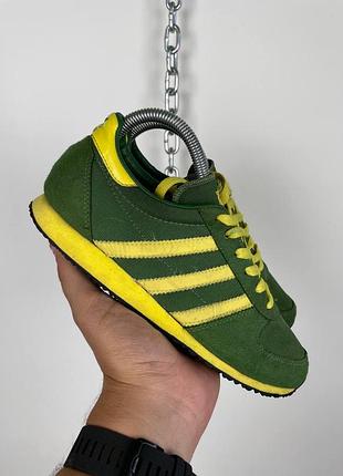 Adidas vintage вінтажні жіночі спортивні кросівки