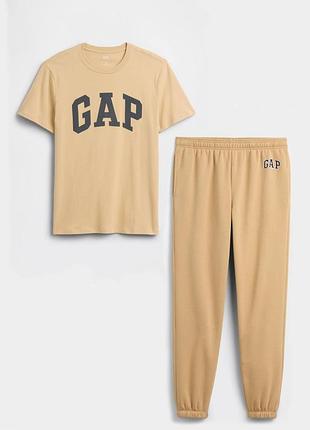 Мужской спортивный костюм gap
