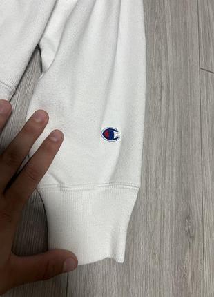 Худи champion біле 3