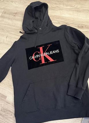 Худі calvin klein jeans чорне з капюшоном розмір l