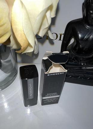 Губна помада givenchy 7