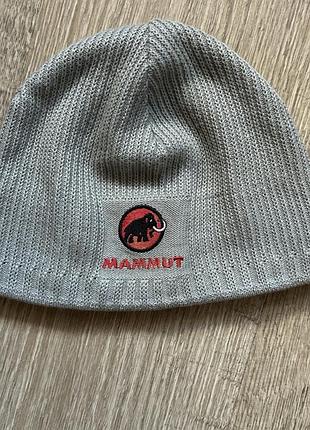 Зимова шапка mammut