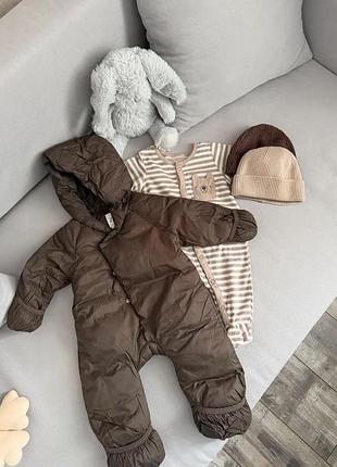 Чоловічок для хлопчиків zara + теплий комбез 1-3 місяців дуже в гарному стані шапочки 2 по 150 ,теплий боді + комбез 300 гривень 5
