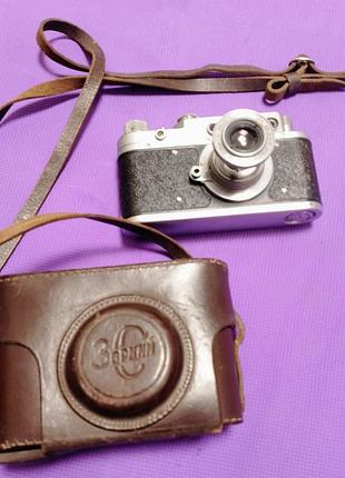 Фотоапарат зорький с об'єктивом индустар-22