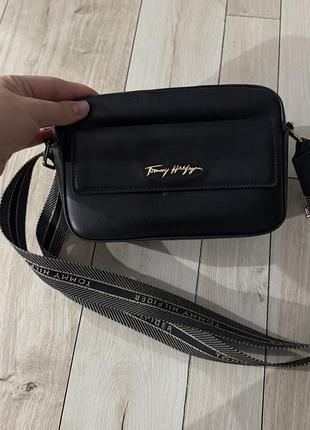 Сумка жіноча tommy hilfiger чорна