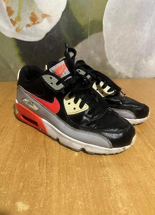 Кросівки nike air max чорні з червоним