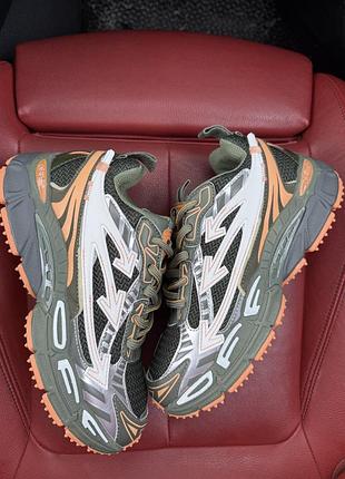 Off white be right back green orange white