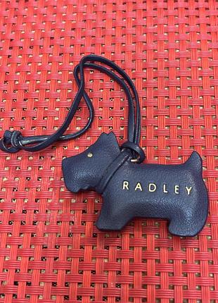 Брелок ншкіряний брелок radley