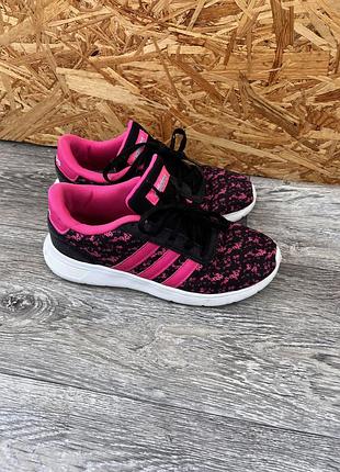 Кросівки на дівчинку adidas