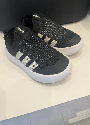 Кросівки для дітей adidas чорні, розмір 27