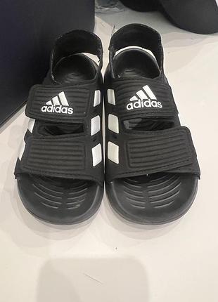 Босоніжки для дітей adidas чорні, розмір 27