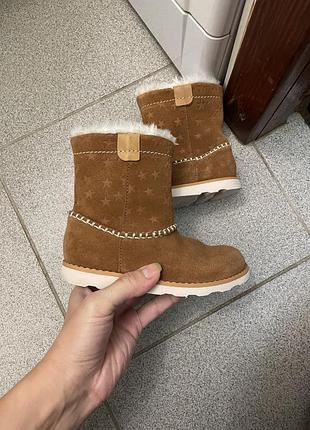 Черевики дитячі clarks замшеві коричневі 26 розмір