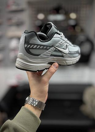 Термо кросівки nike initiator 4