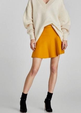 Жіноча міні-спідниця zara розкльошена гірчична
