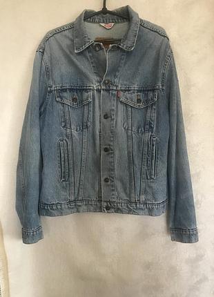 Чоловіча джинсова куртка бренду levi’s, розмір 50-52