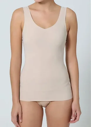 Невидимая бесшовная моделирующая майка "вторая кожа" maidenform 2-in-1 двухсторонняя (v и круглый вырез)