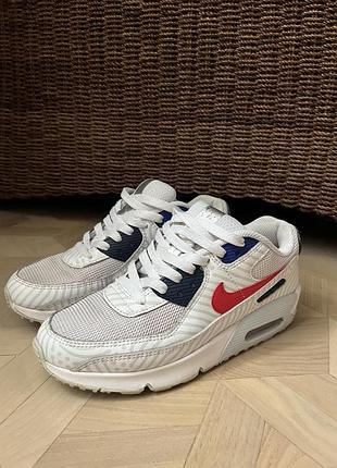 Кросівки жіночі nike білі, розмір 38, довжина устілки 24 см