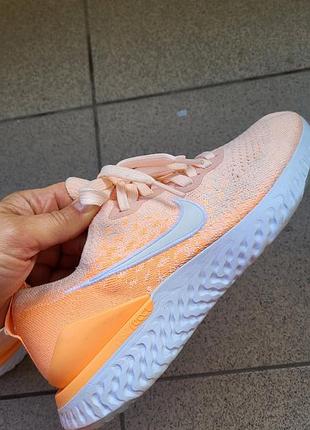 Фирменные кроссовки nike 37-38 размер