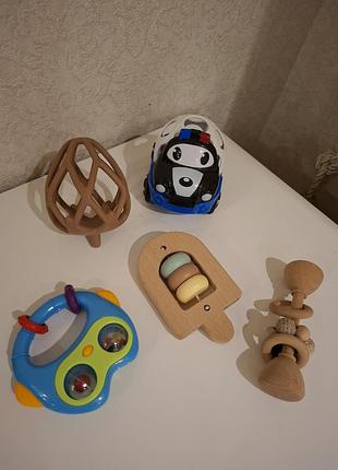 Продам дитячі розвивальні іграшки