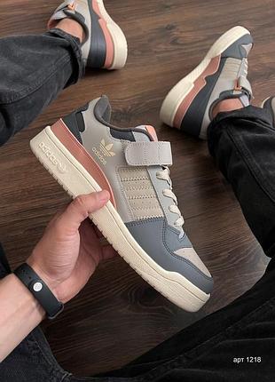 Кожаные кроссовки adidas