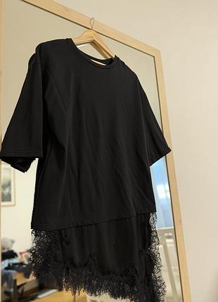Жіноча футболка zara чорна з мереживом