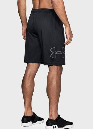 Черные спортивные шорты under armour 2