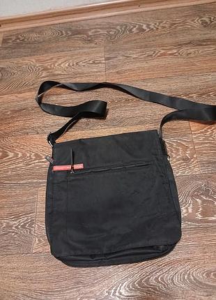 Крос-боді унісекс prada sport (linea rossa) nylon messenger bag чорна