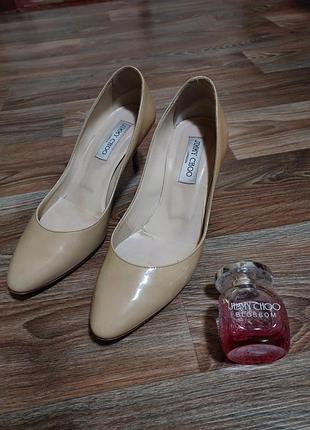 Туфлі жіночі jimmy choo нюдові лаковані
