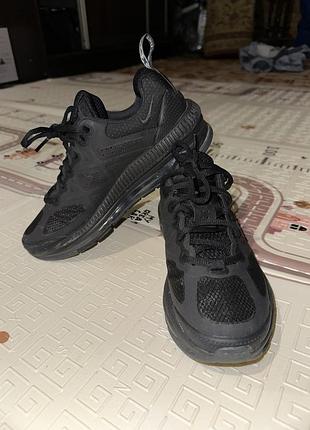 Кросівки жіночі nike чорні 36,5 розмір