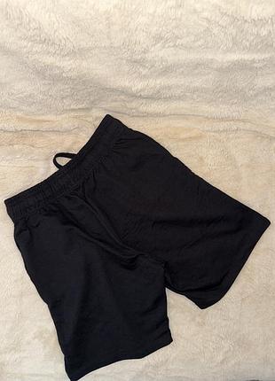 Жіночі шорти amis чорні