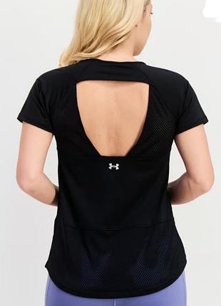 Under armour чорна спортивна футболка