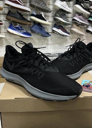 Чоловічі кросівки nike quest для бігу тренувань залу фітнесу бігові спортивні чорні сітка повсякденні легкі бу 44-44.5 р класичні осінні демісезонні