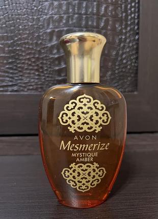 Раритет, avon mesmerize, вийшов термін, на стан парфуму не впливає, нові