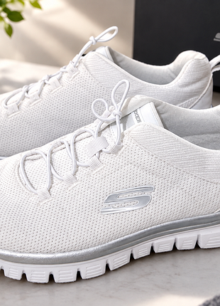 Женские белые кроссовки skechers summits с текстильным верхом и эластичной шнуровкой оригинал