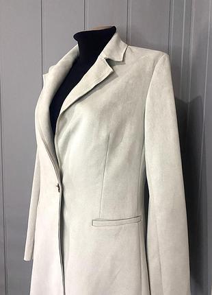 Елегантний подовжений блейзер під замшу zara basic 3