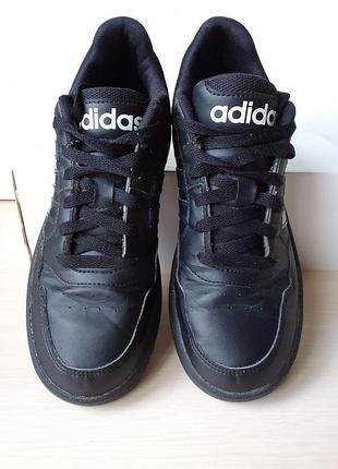 Кроссовки adidas 37.5 размер 4
