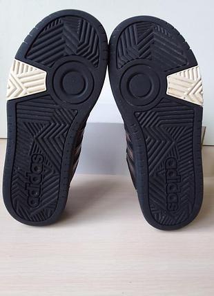 Кроссовки adidas 37.5 размер 6