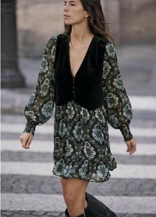 Красивое платье мини от zara