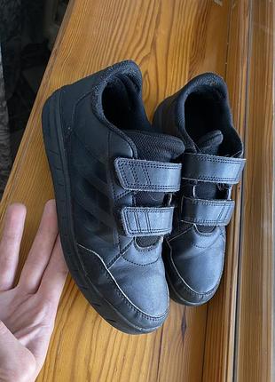 Кросівки adidas 2