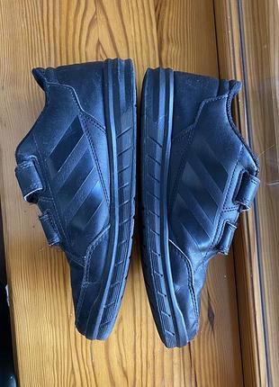Кросівки adidas 3
