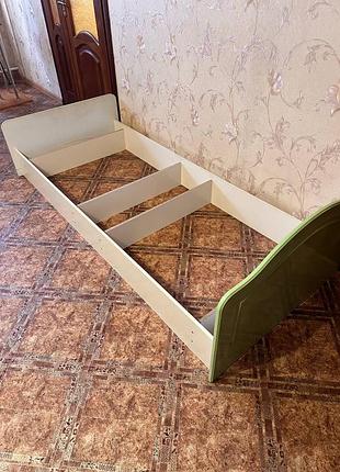 Дитяче ліжко класичне