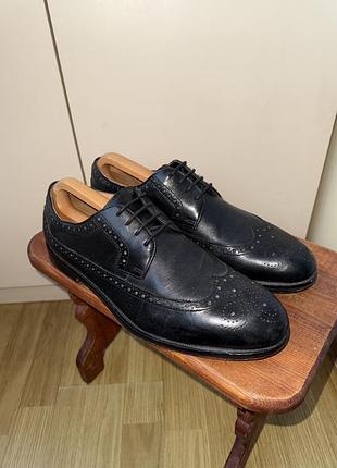Туфлі броги clarks оригінал