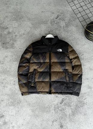 Куртка зимова чоловіча the north face, коричнево-чорна, холлофайбер, водовідштовхувальна, розміри s-xxl