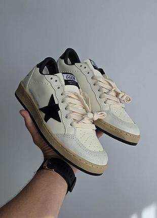 Golden goose ball star  
• cream / black •