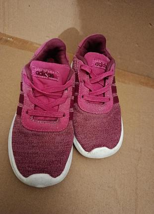 Кросівки для дівчинки adidas рожеві, довжина устілки 16,5 см
