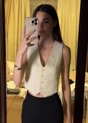 Жилет жіночий zara білий