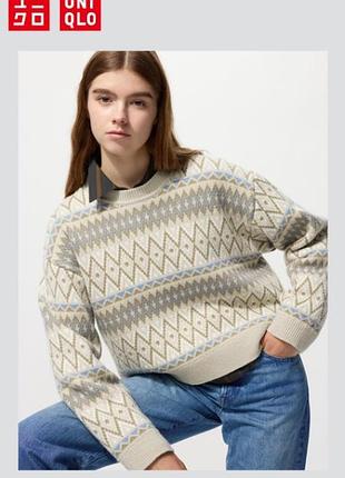Светр uniqlo